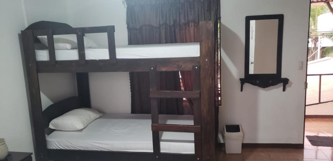 Cabinas Playa Bandera Aparthotel Парита Екстериор снимка