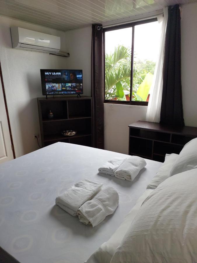 Cabinas Playa Bandera Aparthotel Парита Екстериор снимка